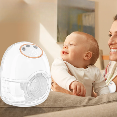 Tire lait main libre belya maman bébé souriants