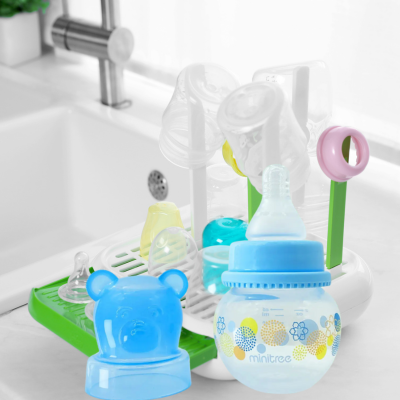 Biberon azura biberon sÚche sur l'évier