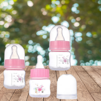 Biberon chouchou sur une table