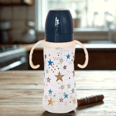 biberon nova bleu dans cuisine