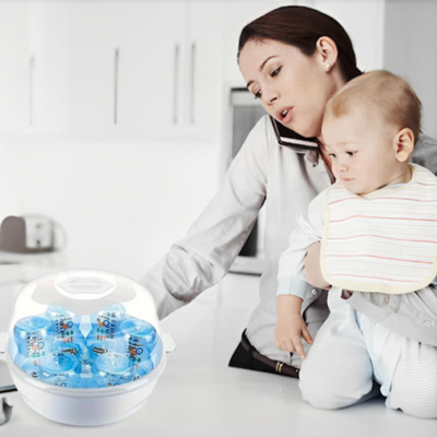 sterilisateur biberon selecto maman occupe dans sa cuisine