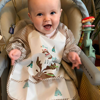 Bavoir bebe Petit Ange bebe dans sa poussette