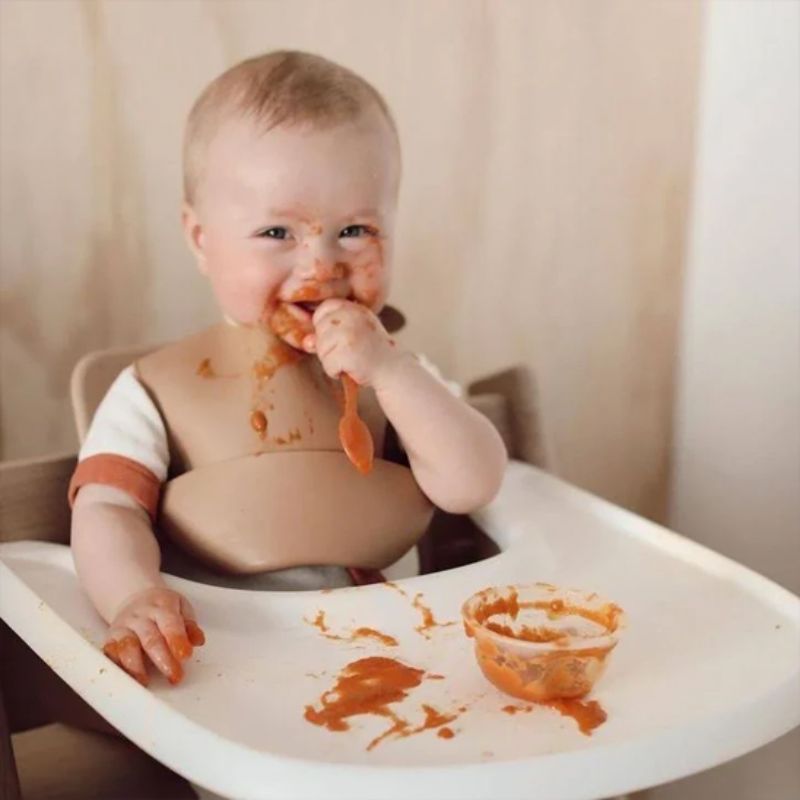 Bavoir bébé pratique enfant avec son bavoir taupe