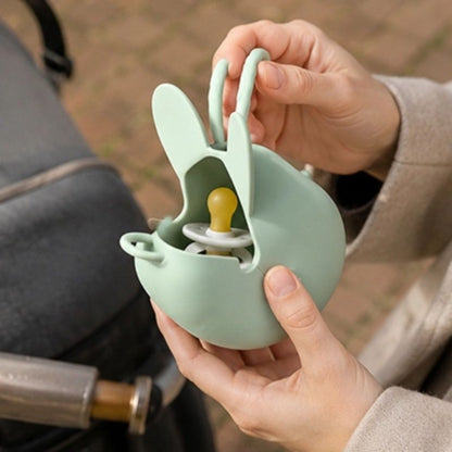 Boite a tetine​ avec la sucette etui