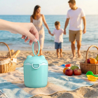 boite doseuse lait nomad baby famille plage