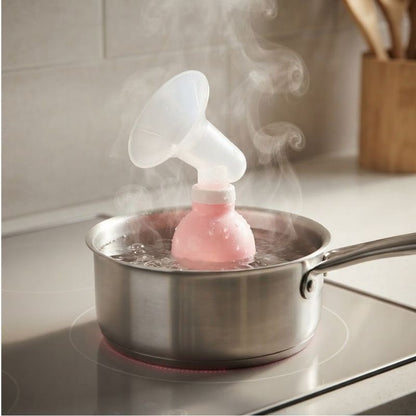 Tire lait manuel dans casserole eau chaude