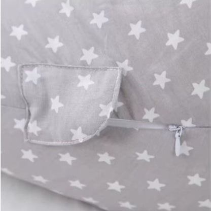 coussin d'allaitement qui montre détails  de fermeture eclair