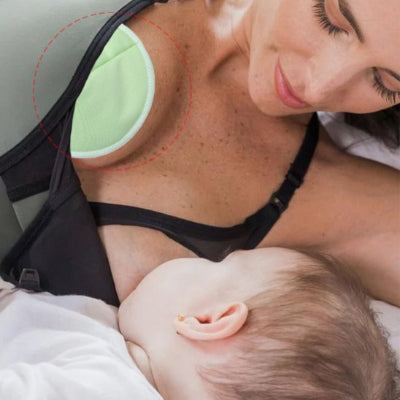 Coussinet d allaitement maman allonger avec bebe