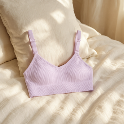 soutiens gorges d allaitement douceur rose sur oreiller