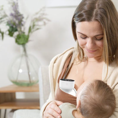 Tire lait portable maman nourrit son bebe